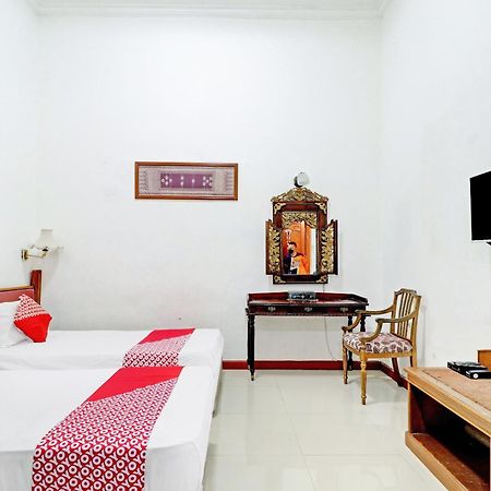 Hotel O Bandung Near Stadion Siliwangi Formerly The Ethnic Hotel バンドゥン エクステリア 写真