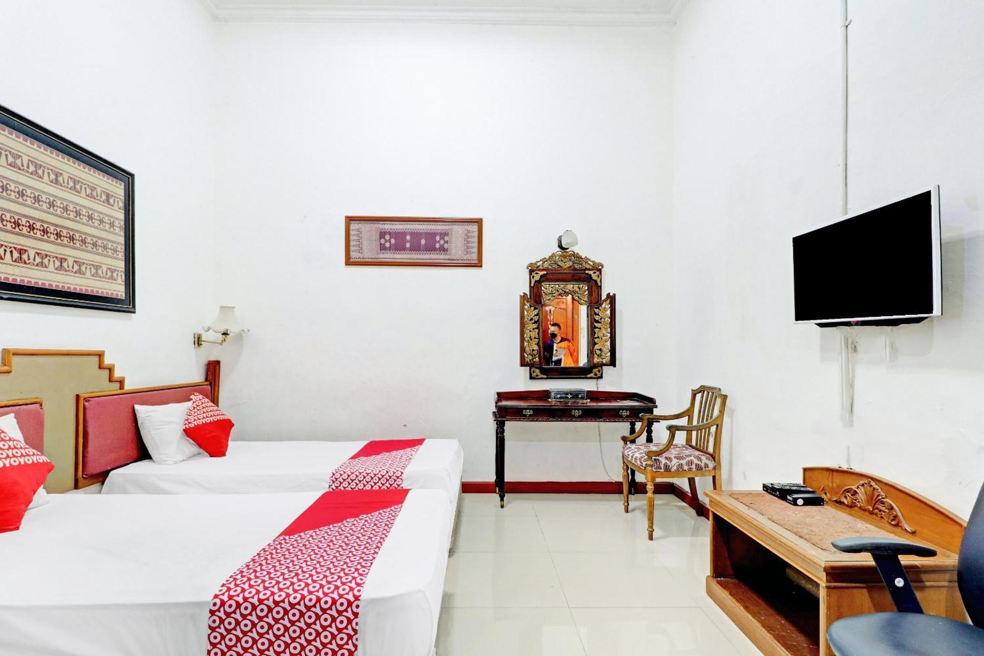Hotel O Bandung Near Stadion Siliwangi Formerly The Ethnic Hotel バンドゥン エクステリア 写真