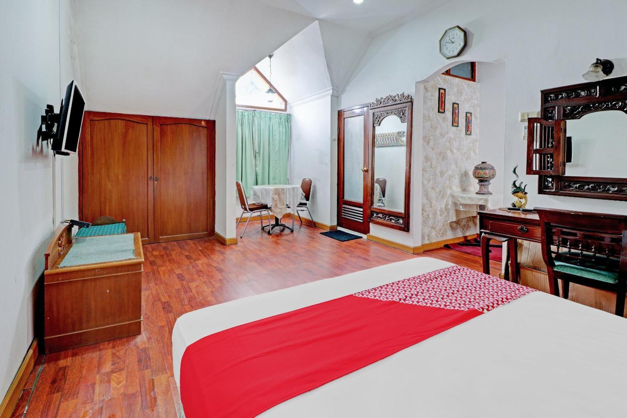 Hotel O Bandung Near Stadion Siliwangi Formerly The Ethnic Hotel バンドゥン エクステリア 写真