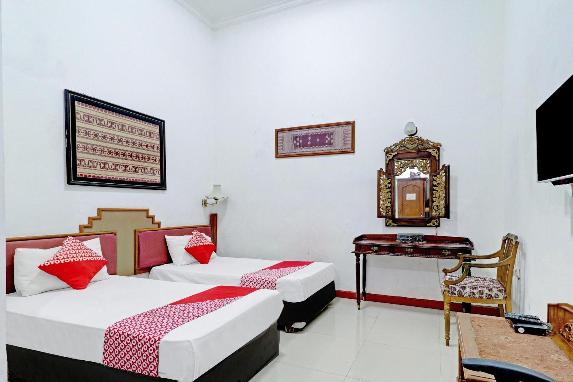 Hotel O Bandung Near Stadion Siliwangi Formerly The Ethnic Hotel バンドゥン エクステリア 写真