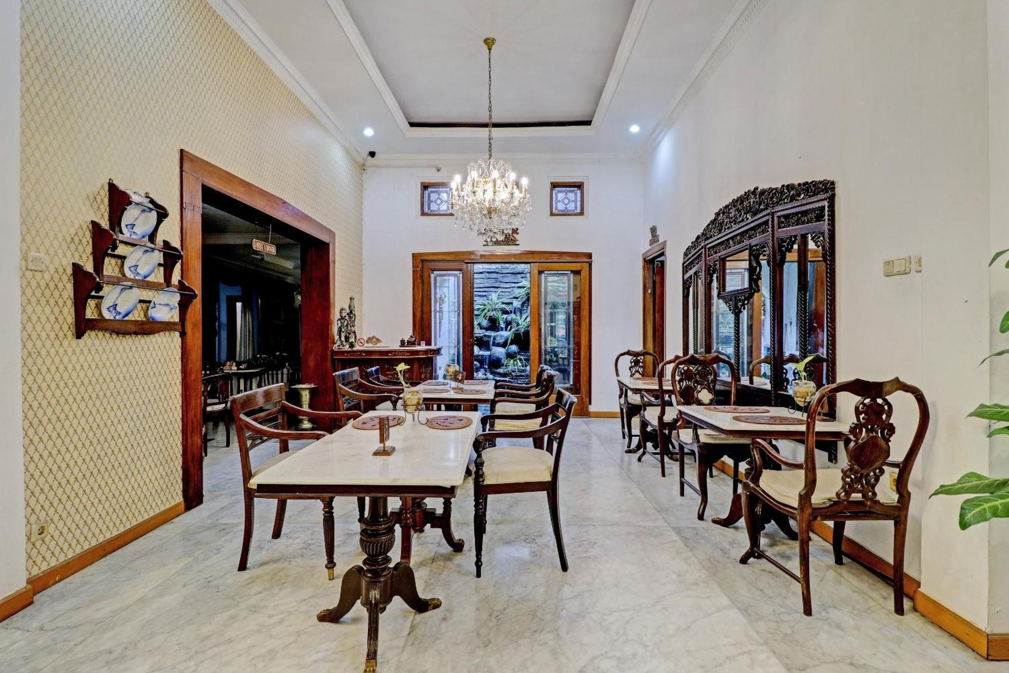 Hotel O Bandung Near Stadion Siliwangi Formerly The Ethnic Hotel バンドゥン エクステリア 写真