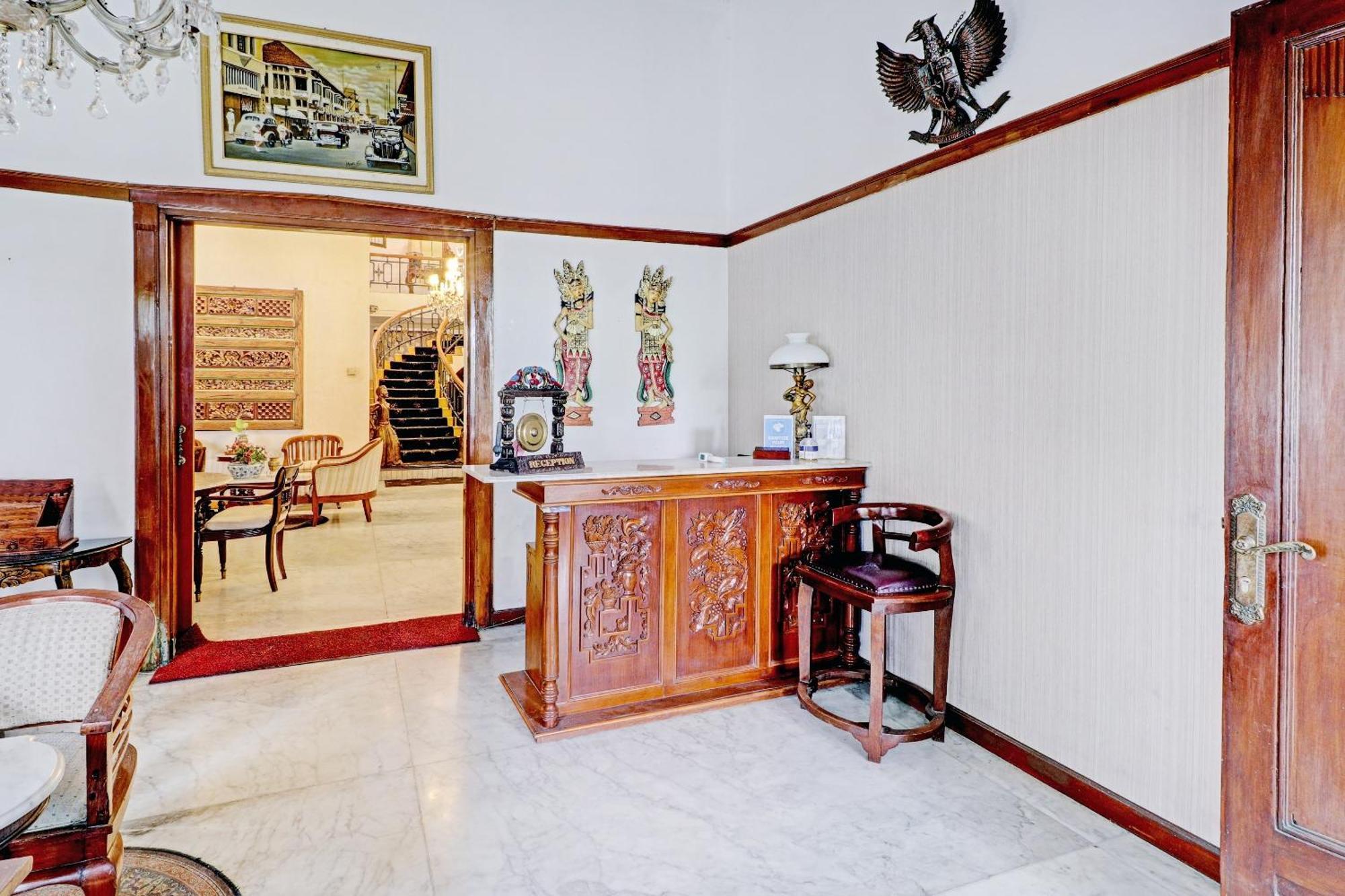 Hotel O Bandung Near Stadion Siliwangi Formerly The Ethnic Hotel バンドゥン エクステリア 写真